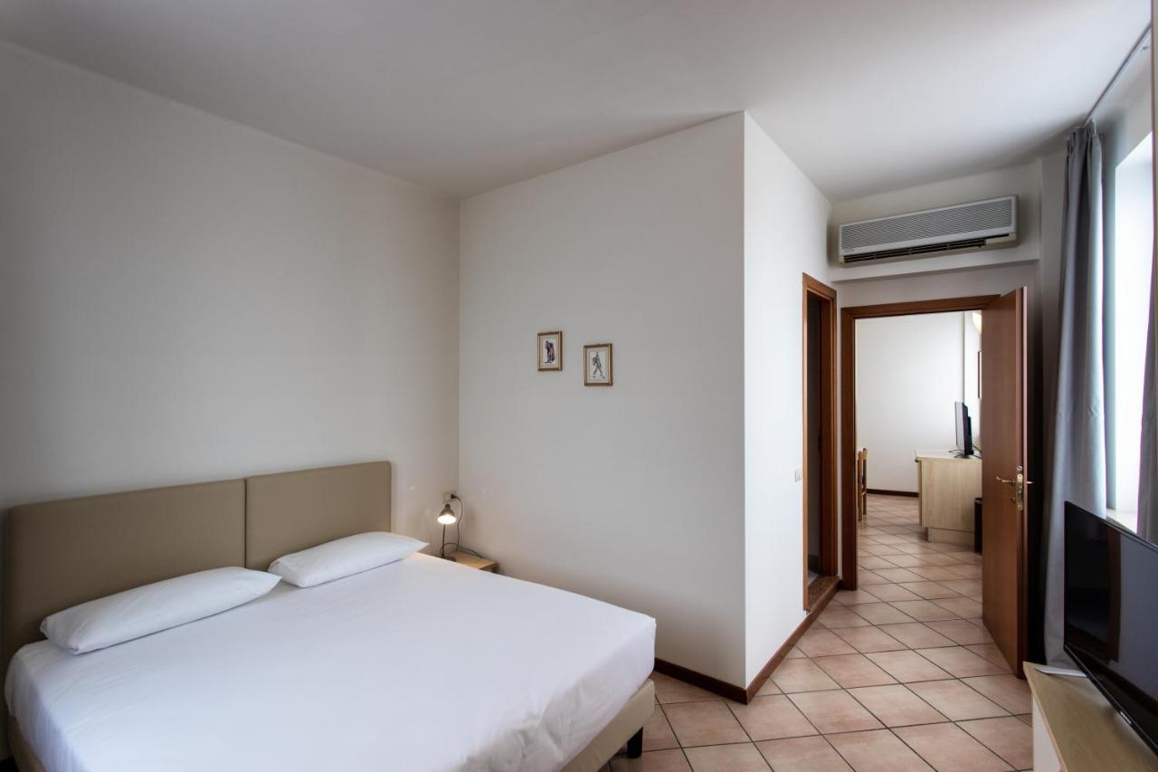 Residenza Cavour Aparthotel Parma