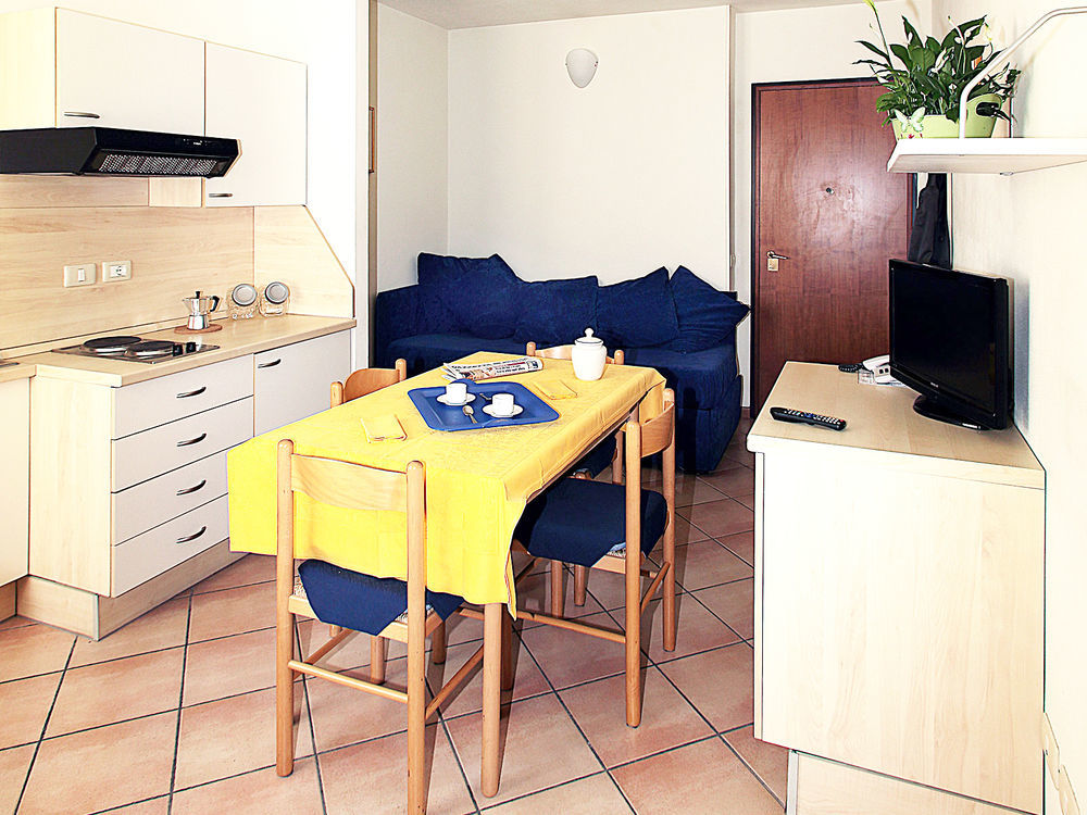 Residenza Cavour Aparthotel Parma